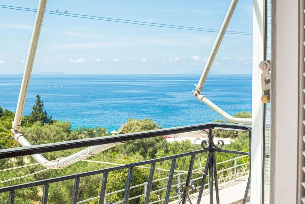 Blue Maraci 2 - Sea View, Kitchen, Beach Access Apartment Himare Exterior photo
